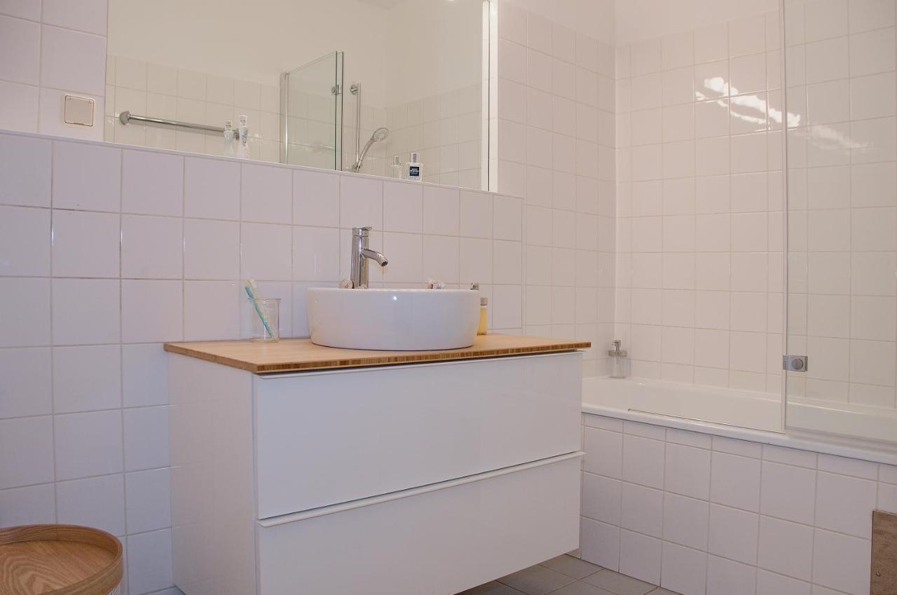 Blue Lotus Apartment Wenen Buitenkant foto