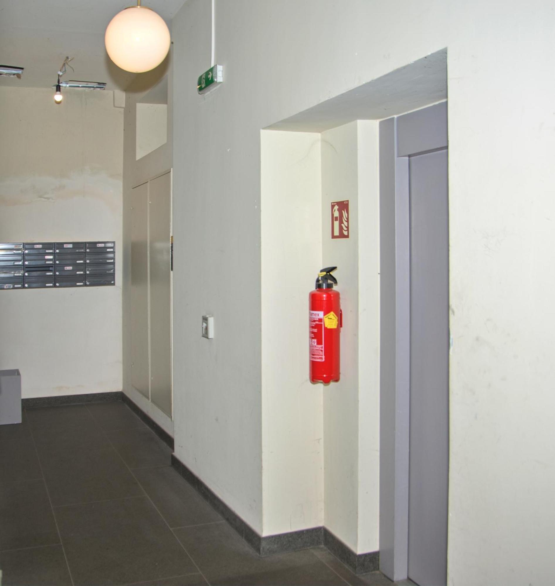 Blue Lotus Apartment Wenen Buitenkant foto